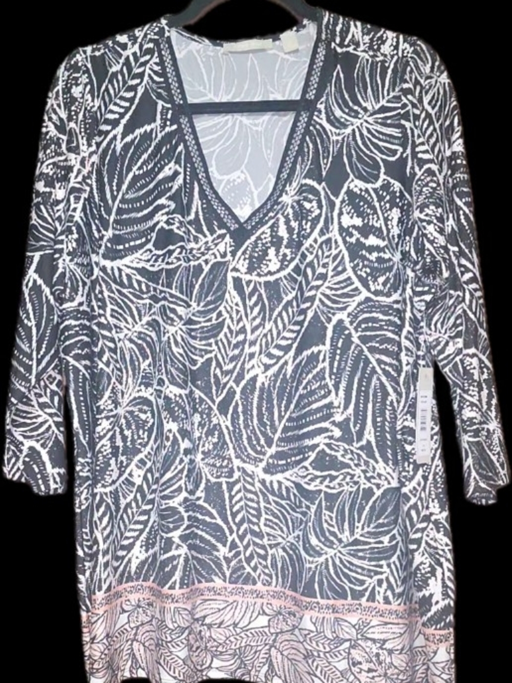 Sunny Leigh Gray Leaf-Print V-Neck Tunic with Pink Hem